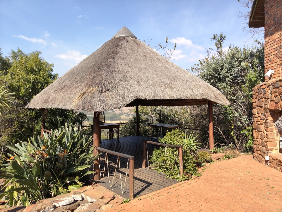 5 Bedroom Property for Sale in Broederstroom North West